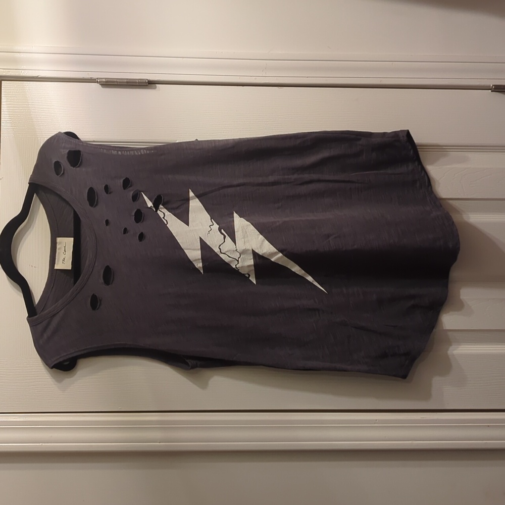 Cove distressed lightening bolt tank